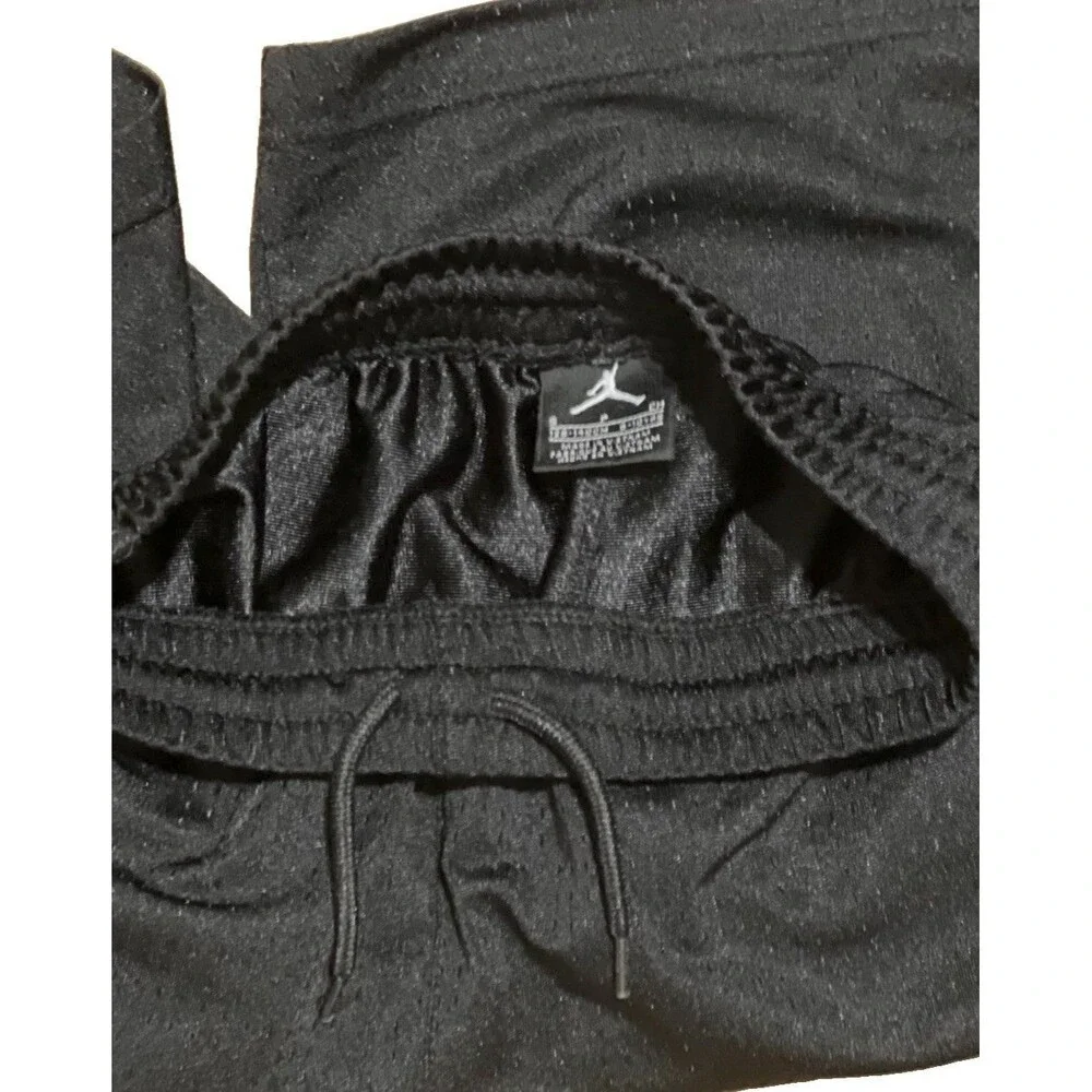 Jordan Jumpman Basketball Shorts Boys Sz Small (8) Black Athletic Wear